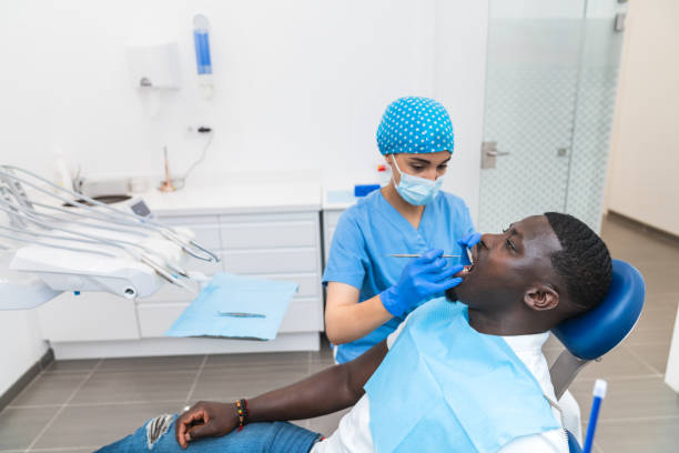 Best Emergency Tooth Extraction in Boronda, CA